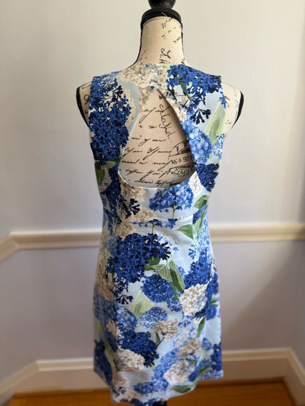 CeCe Blue and Cream Hydrangea Print Sleeveless Mini Dress - Picture 3 of 5